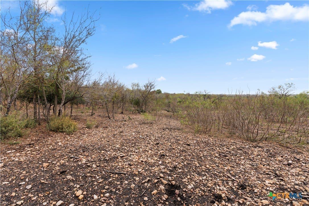 1.63 acres in Guadalupe County - photo 3