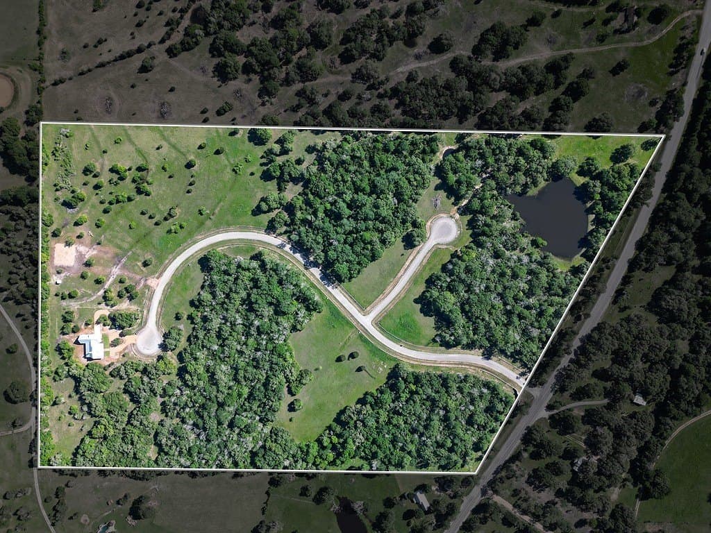 2.01 acres in Fayette County - photo 8