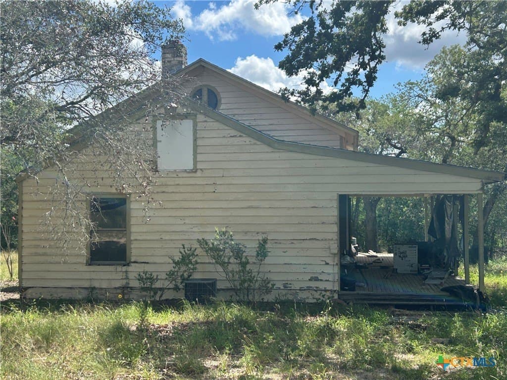 14.39 acres in Guadalupe County - photo 4