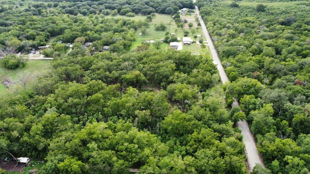 4.84 acres in Texas County - photo 5