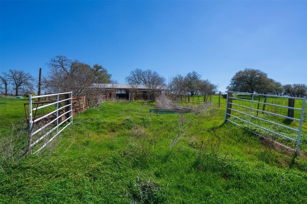 129 acres in Parker County - photo 18