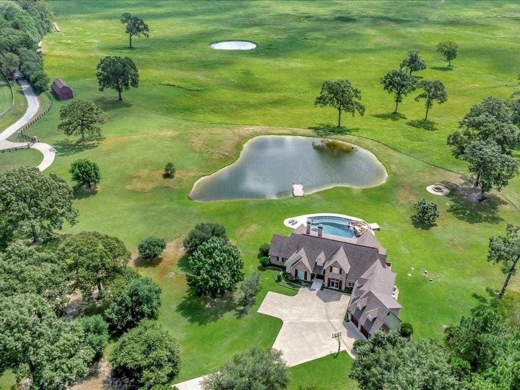 202.85 acres in Angelina County - photo 2
