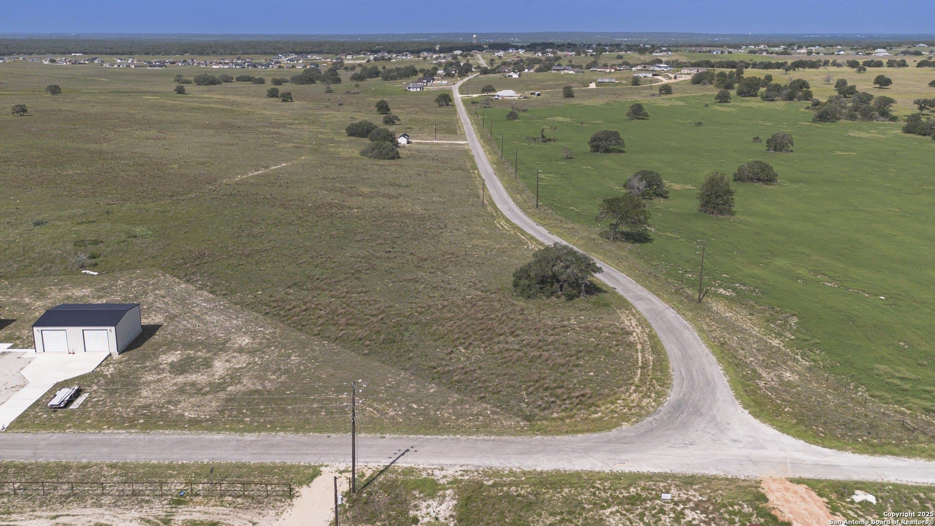1.05 acres in Wilson County - photo 4