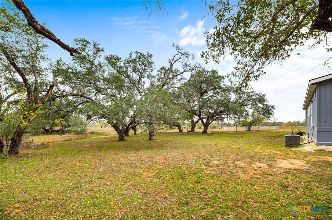 20 acres in Wilson County - photo 4