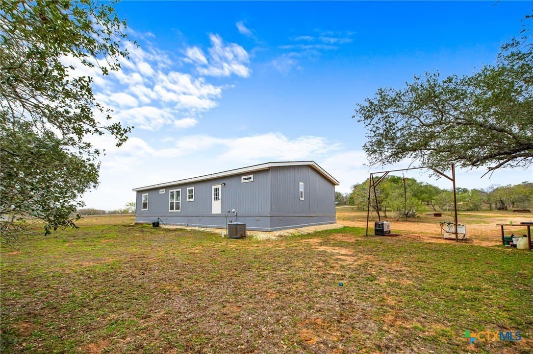 20 acres in Wilson County - photo 5