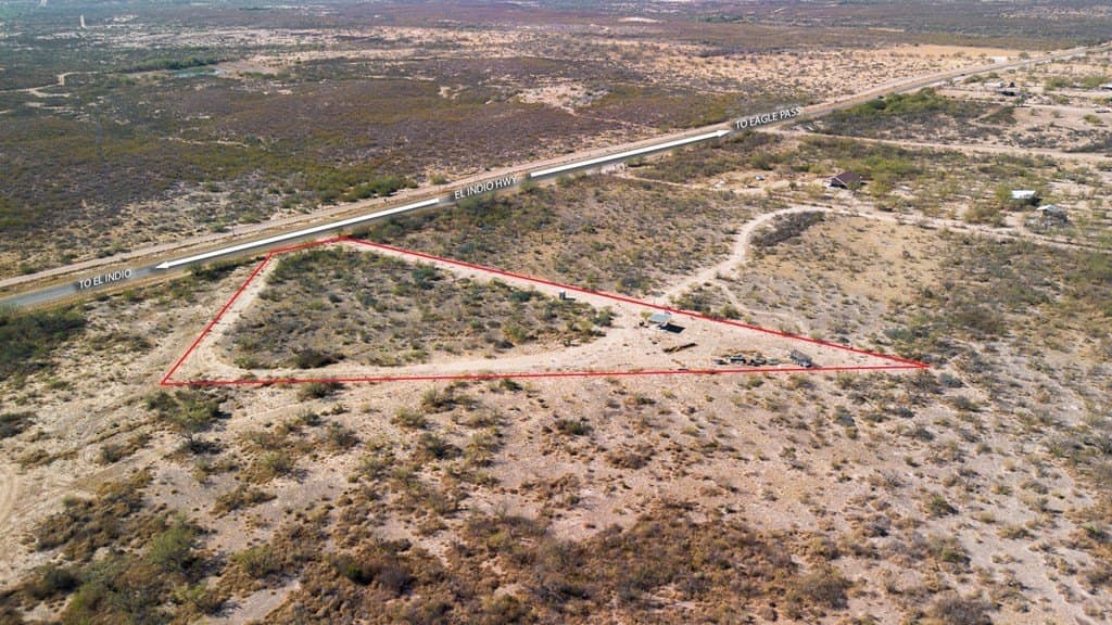 2.7 acres in Maverick County - photo 4