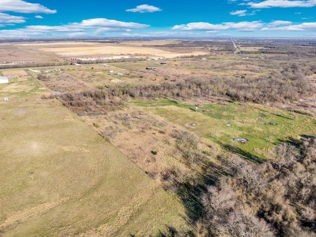 10 acres in Hill County - photo 26