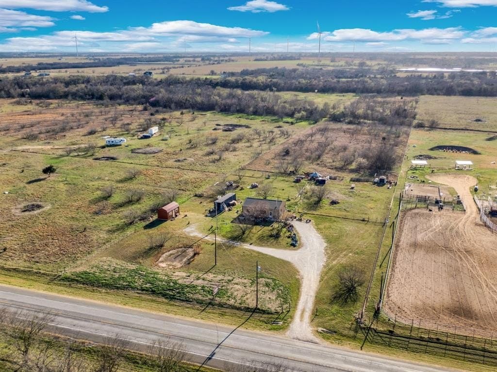 10 acres in Hill County - photo 19