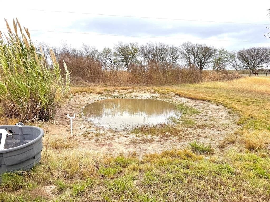 10 acres in Hill County - photo 15