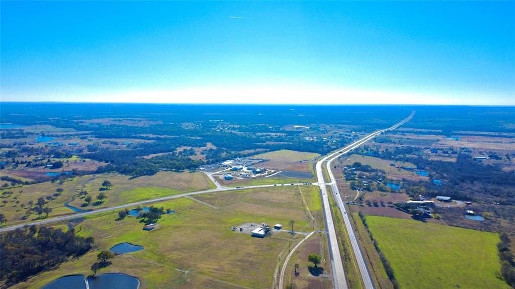 142.14 acres in Navarro County - photo 31