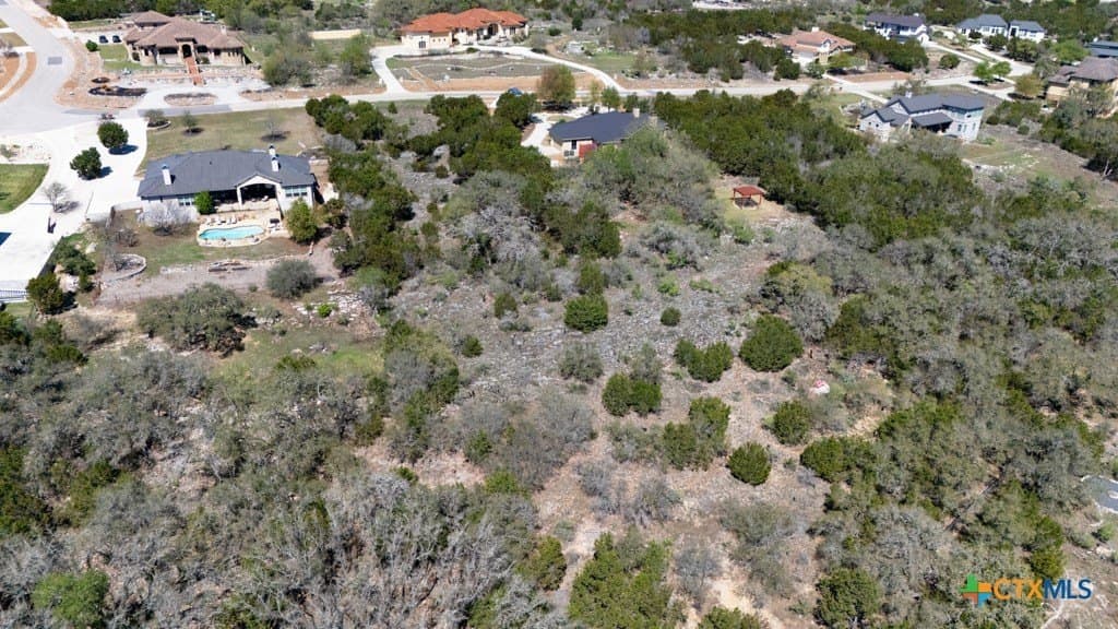 1.09 acres in Comal County - photo 3
