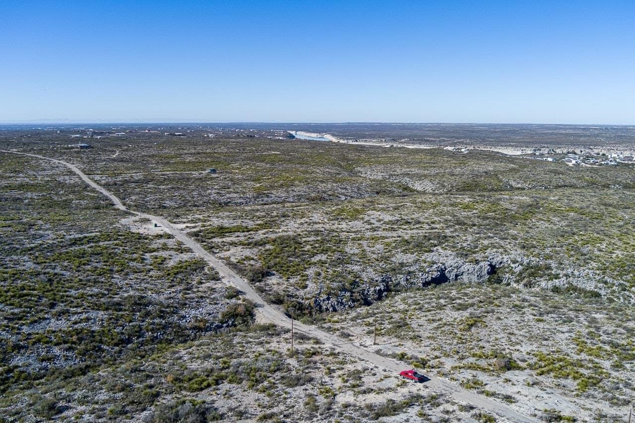 35.84 acres in Val Verde County - photo 5