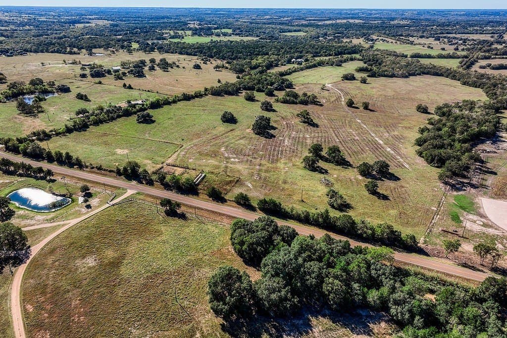 10 acres in Washington County - photo 10