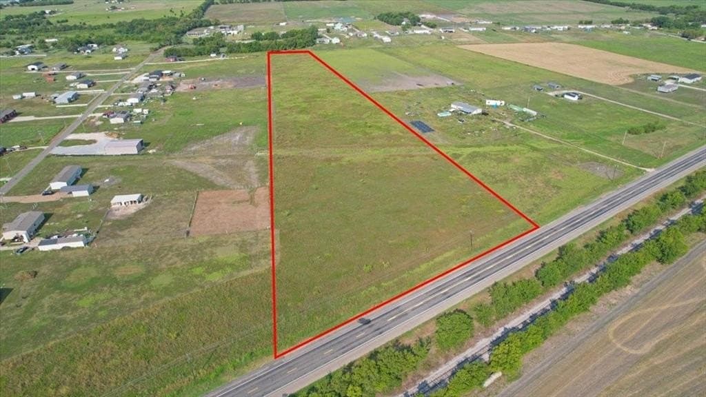 10 acres in Hunt County - photo 2