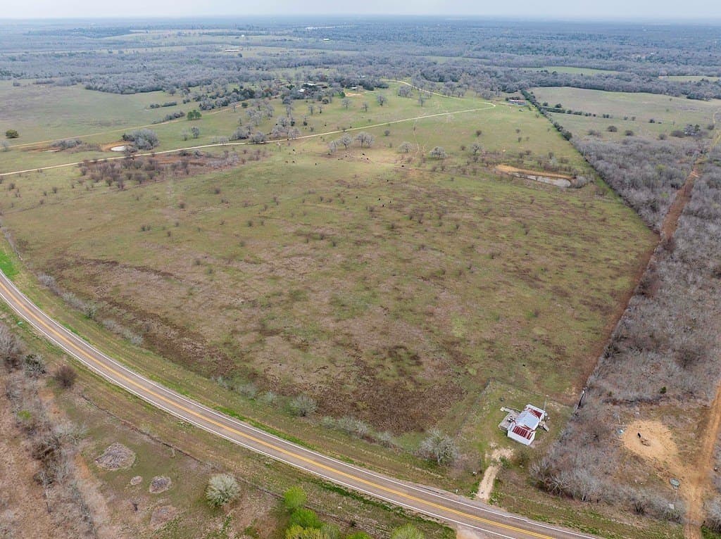13.5 acres in Caldwell County - photo 3