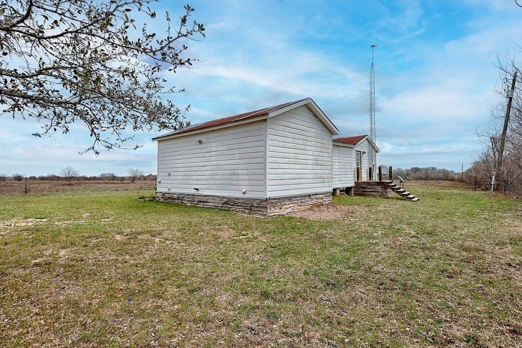 13.5 acres in Caldwell County - photo 8