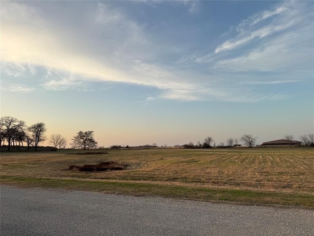 2.01 acres in Grayson County - photo 5