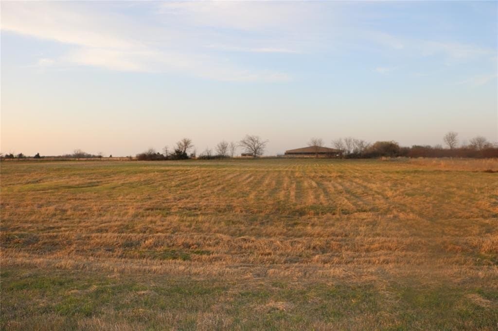 2.01 acres in Grayson County - photo 3