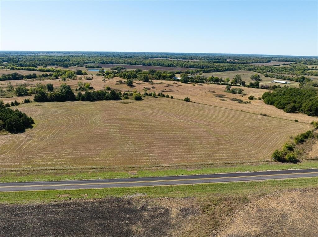 11 acres in Lamar County - photo 3
