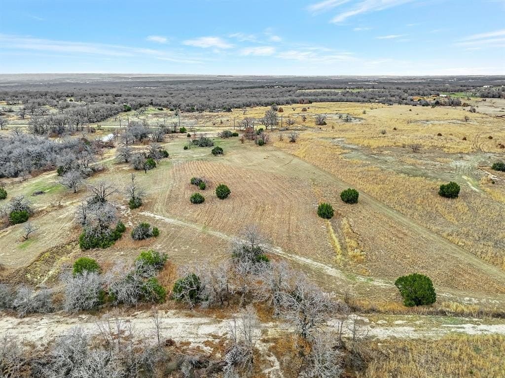 5.57 acres in Parker County - photo 3