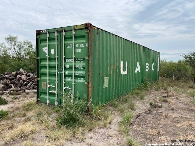 20 acres in Duval County - photo 5