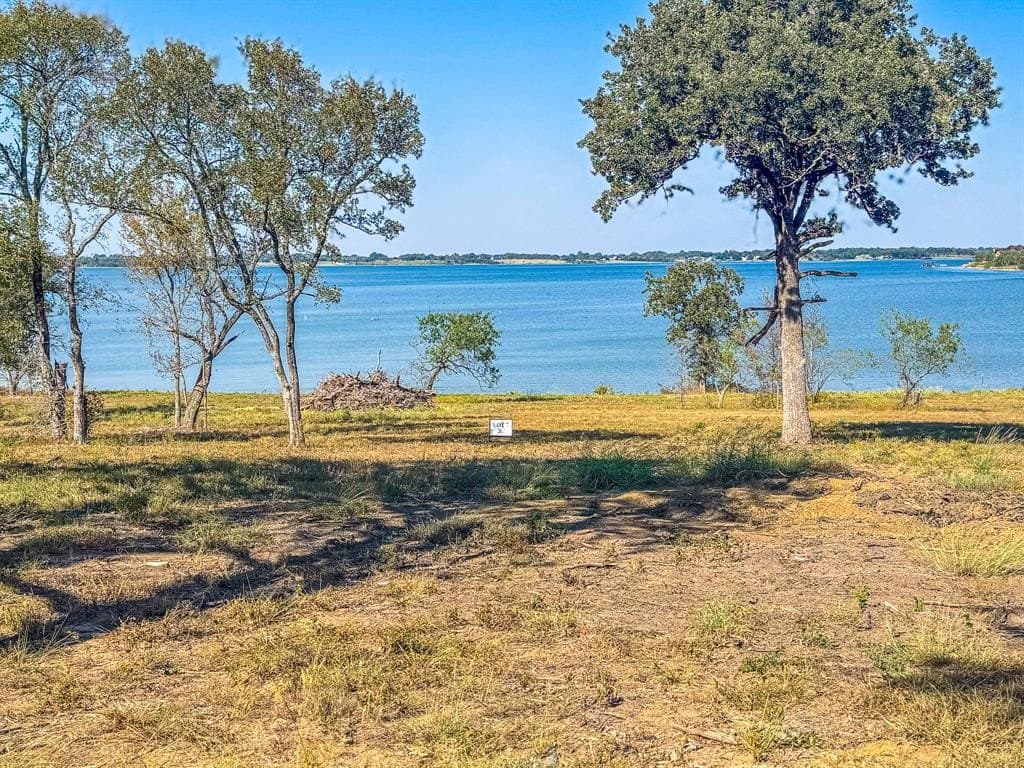 1.26 acres in Navarro County - photo 12