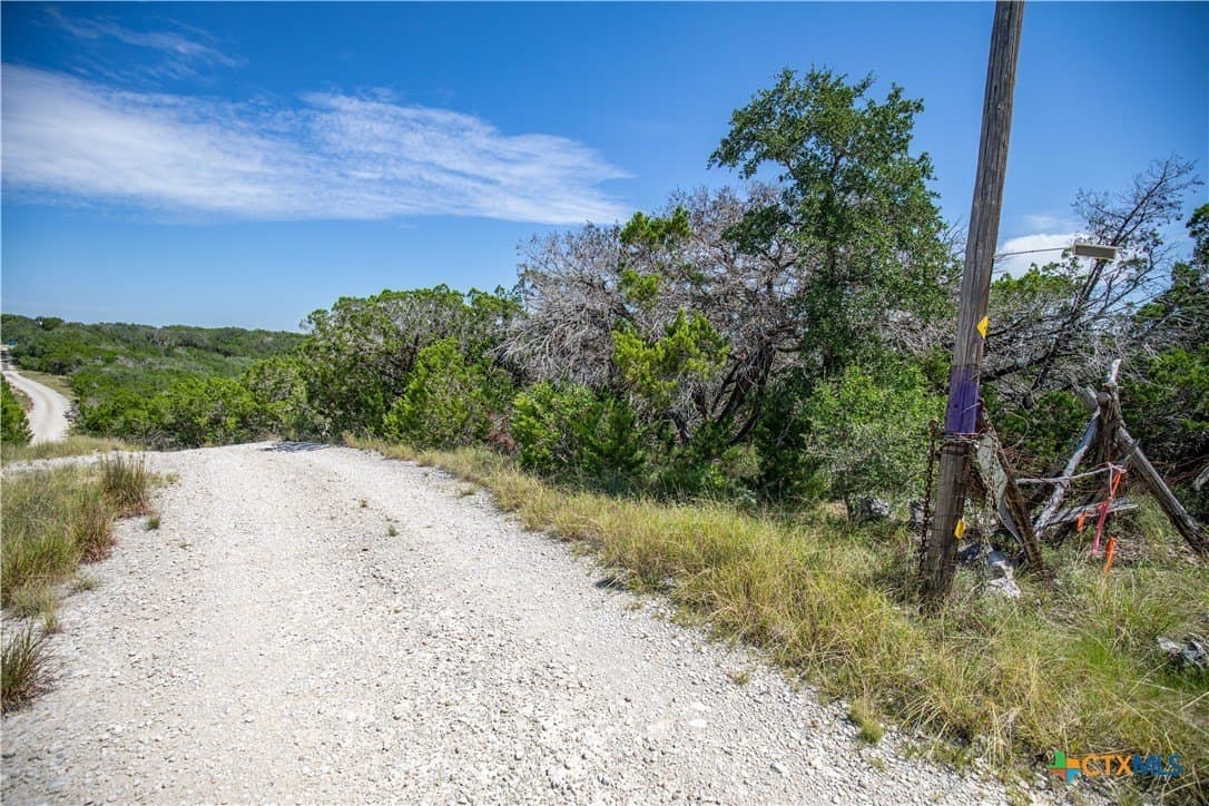 16.9 acres in Bandera County - photo 12