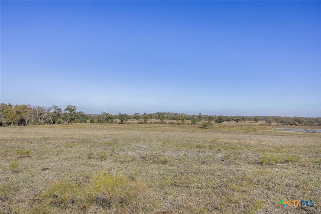 10.01 acres in Gonzales County - photo 13