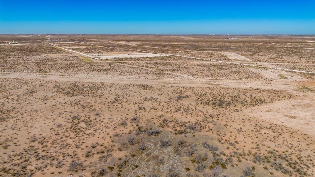 20.42 acres in Ward County - photo 5