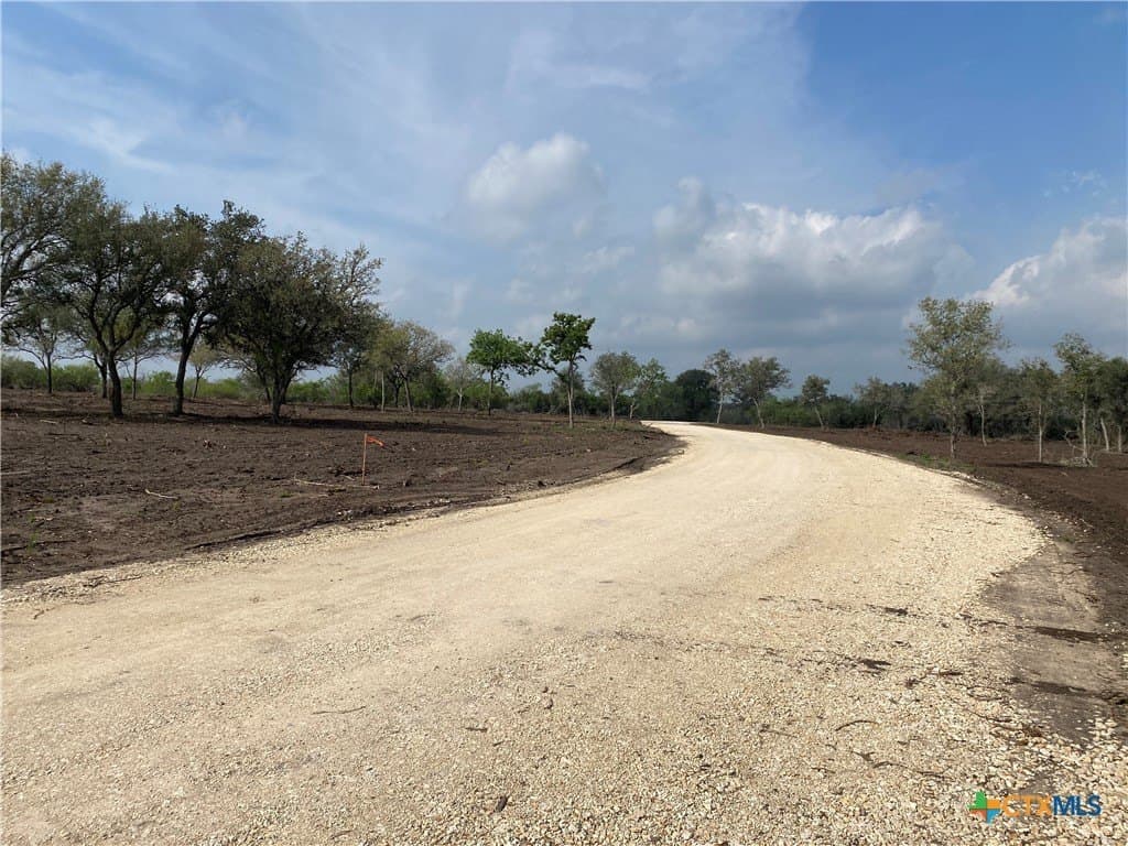 10.77 acres in Goliad County - photo 11