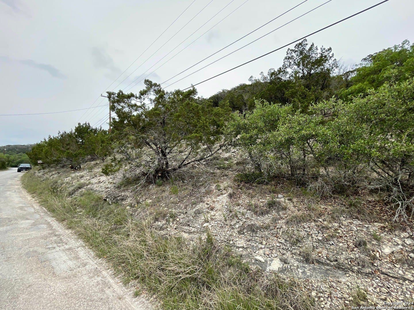 1.08 acres in Bandera County - photo 10