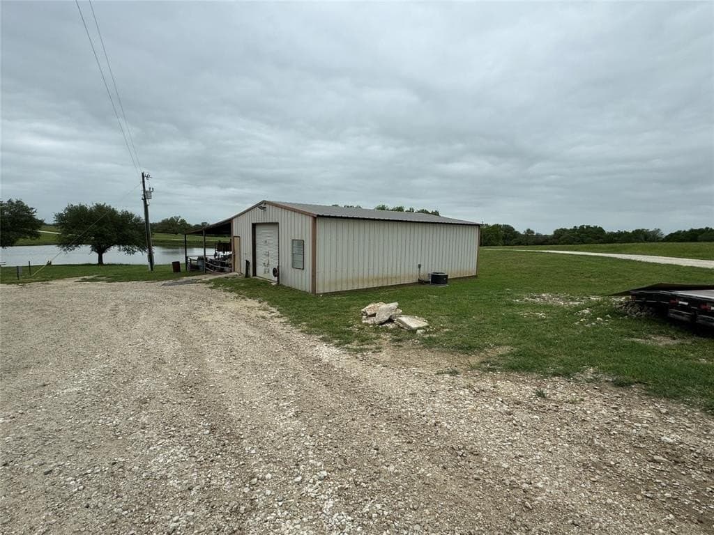 139.64 acres in Falls County - photo 12