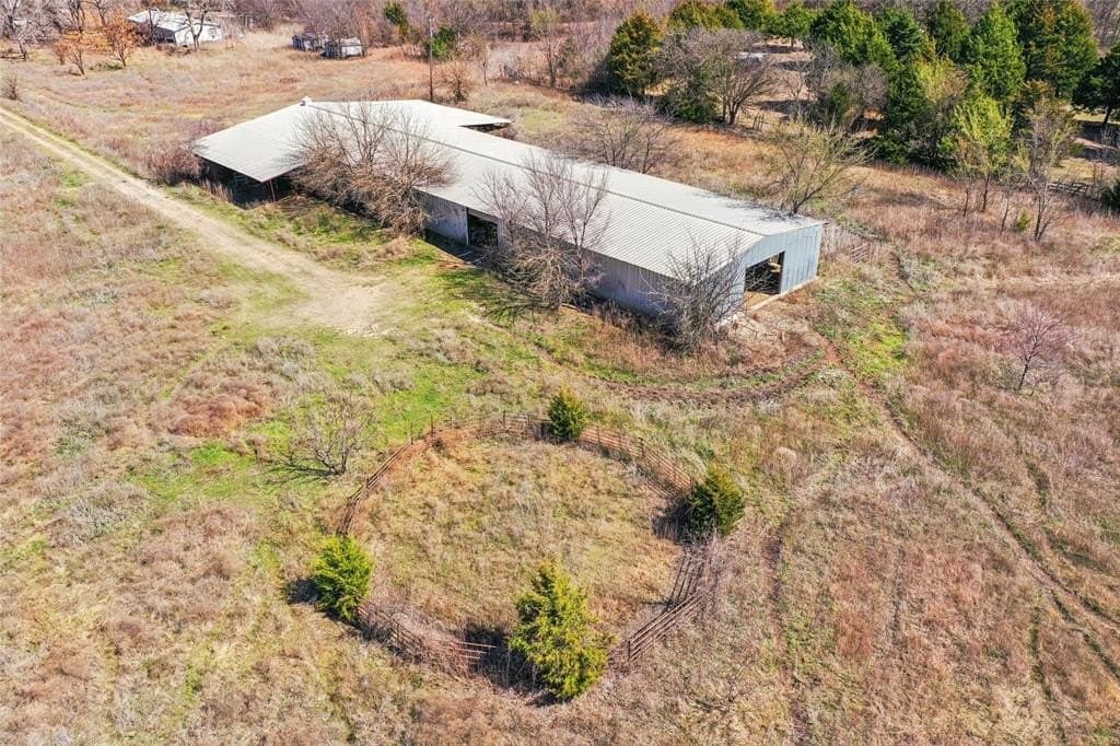 35.37 acres in Ellis County - photo 12