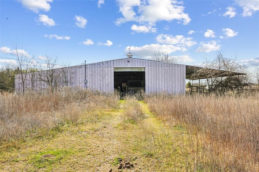 35.37 acres in Ellis County - photo 20