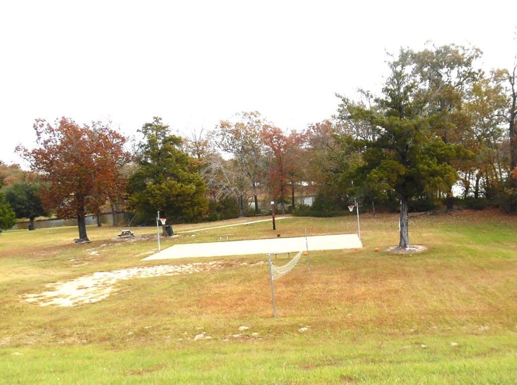 0.18 acres in Van Zandt County - photo 30