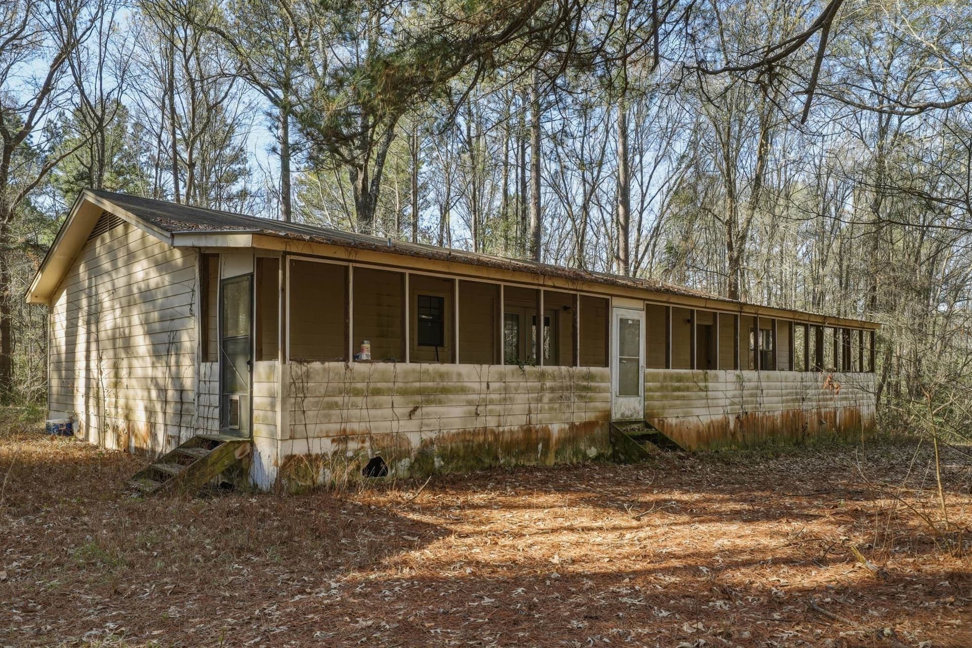 4997 Hwy 49