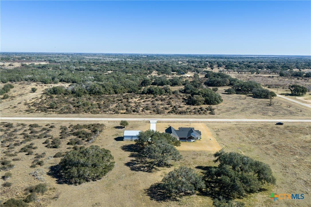 6 acres in Victoria County - photo 5