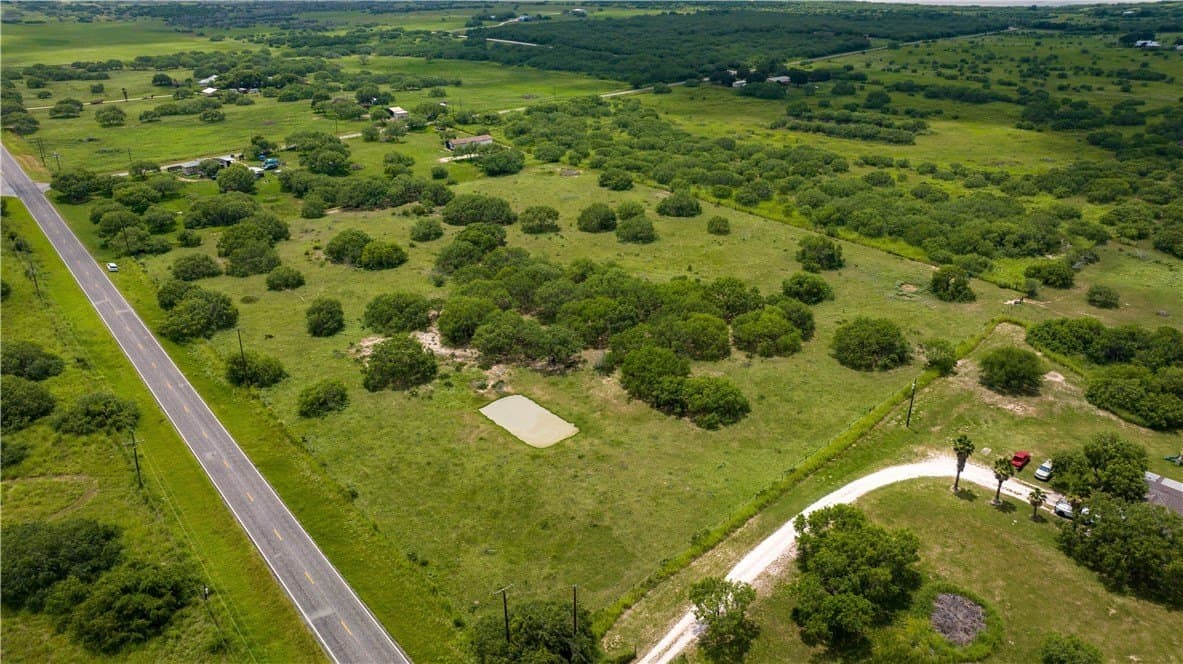 8.6 acres in Kleberg County - photo 25