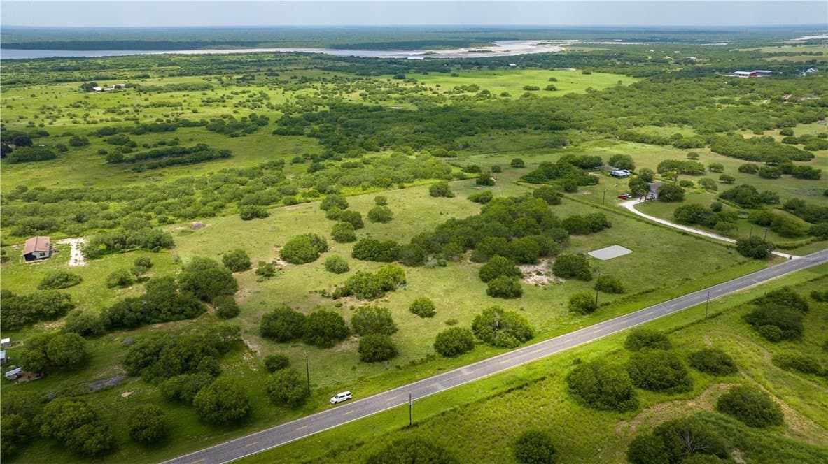 8.6 acres in Kleberg County - photo 32