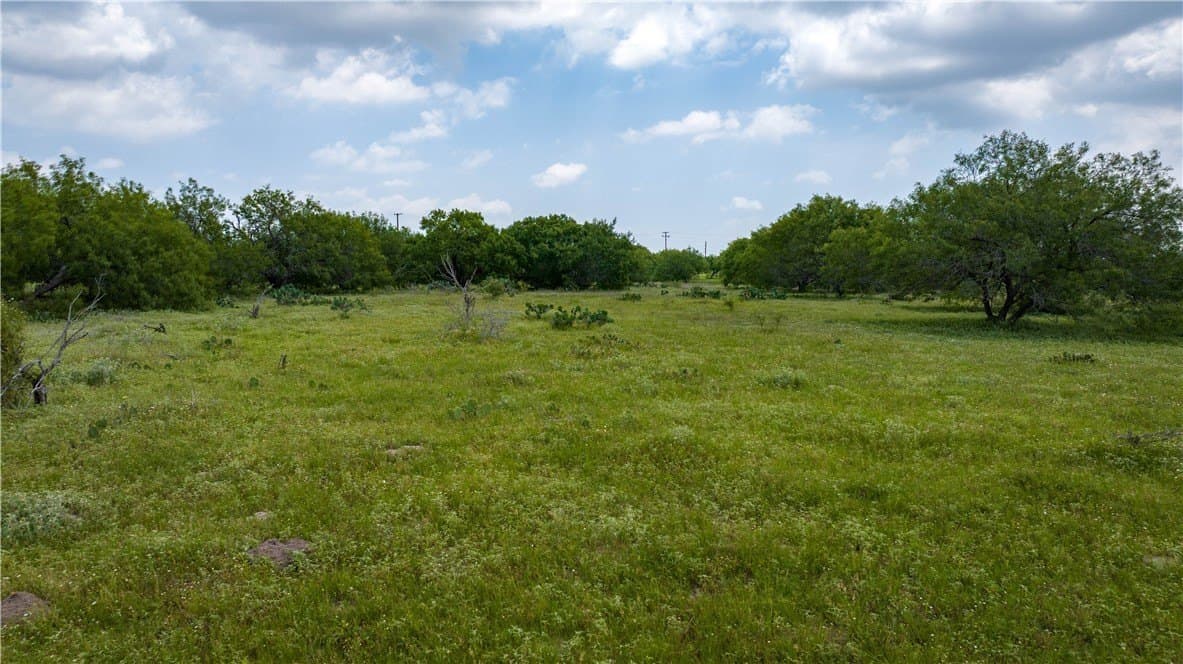 8.6 acres in Kleberg County - photo 12