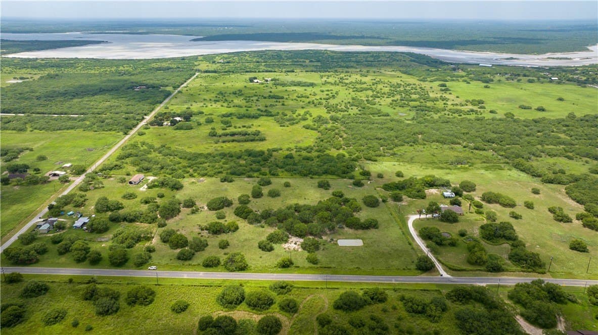 8.6 acres in Kleberg County - photo 31