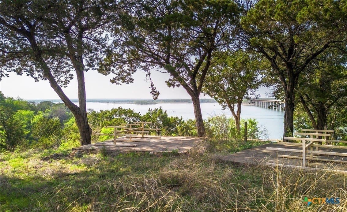 5.2 acres in Hill County - photo 2