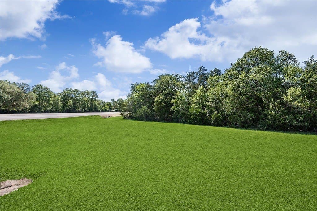 1.58 acres in Fayette County - photo 2