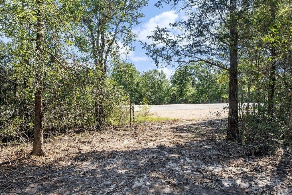 1.58 acres in Fayette County - photo 5
