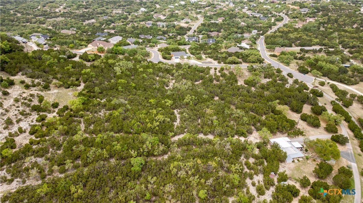 5.78 acres in Comal County - photo 4