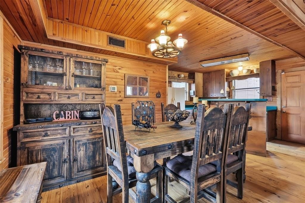 10 acres in Wood County - photo 9