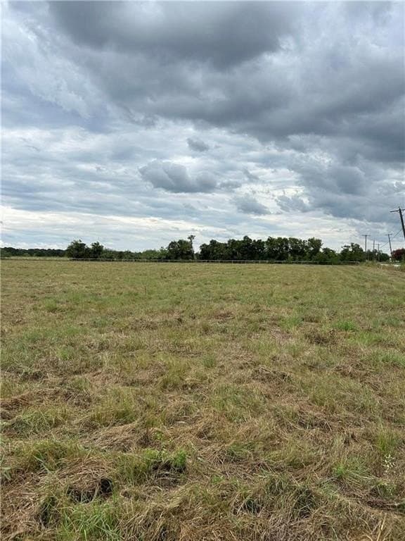 9.47 acres in McLennan County - photo 4