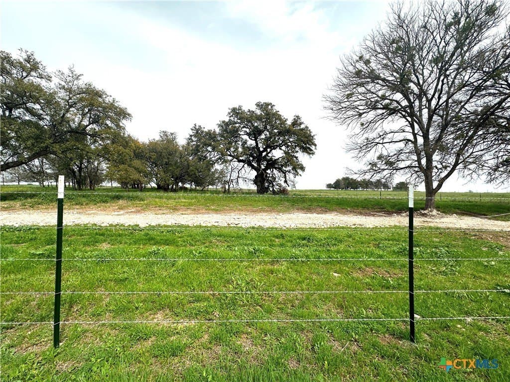 10 acres in Coryell County - photo 6