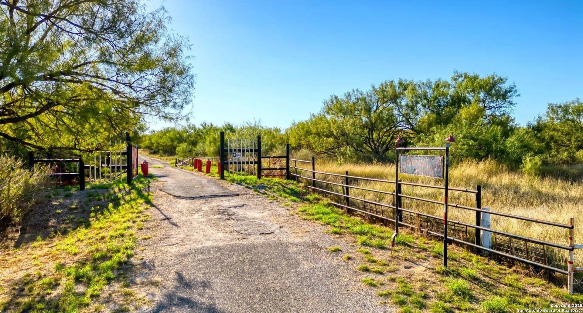 190 acres in Dimmit County - photo 22