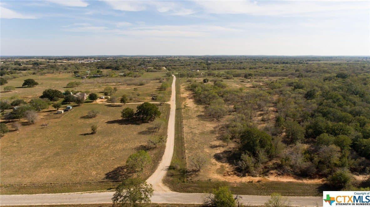 20 acres in Guadalupe County - photo 15